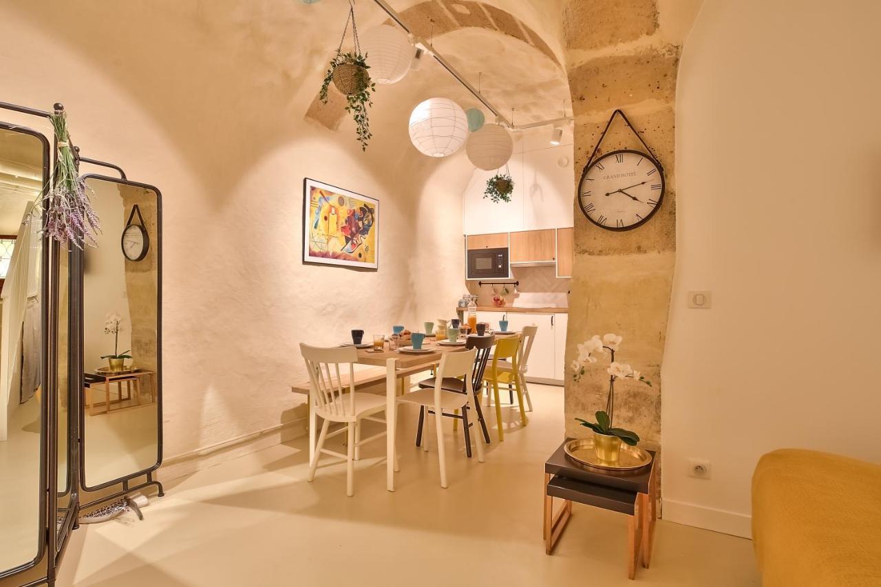New Stunning 4 Bdrs Apt, With Ac - Le Marais Párizs Kültér fotó