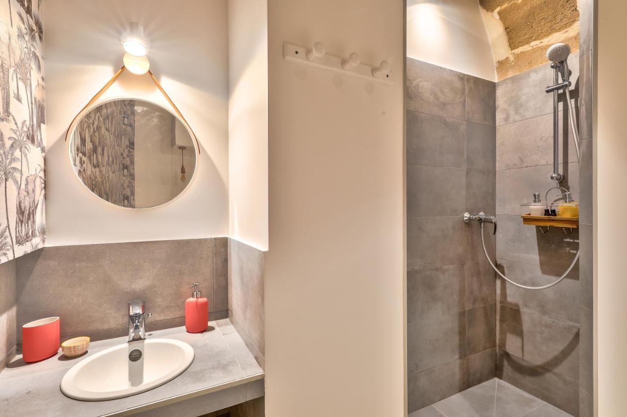 New Stunning 4 Bdrs Apt, With Ac - Le Marais Párizs Kültér fotó